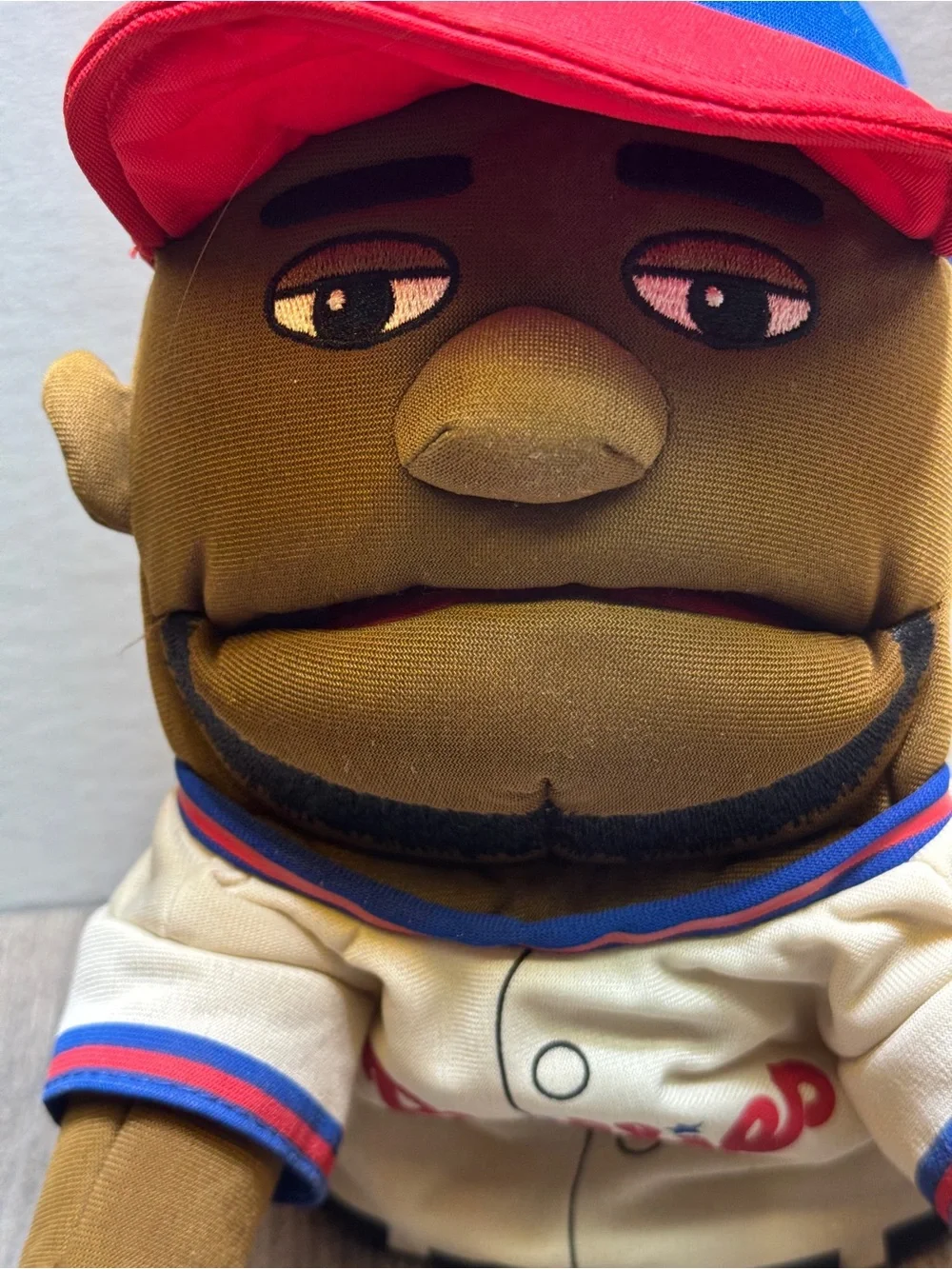 PHILADELPHIA PHILLIES RYAN HOWARD #6 CREATURE BLEACHER Collectible Hand PUPPET
